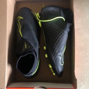 Men’s Soccer Cleats
